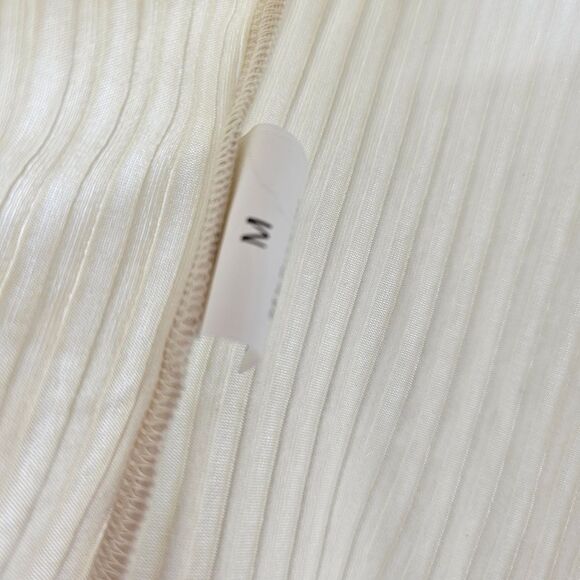 Elegant Cream and Pink Knotted Strapless Medium Top Trend - Picture 4 of 4